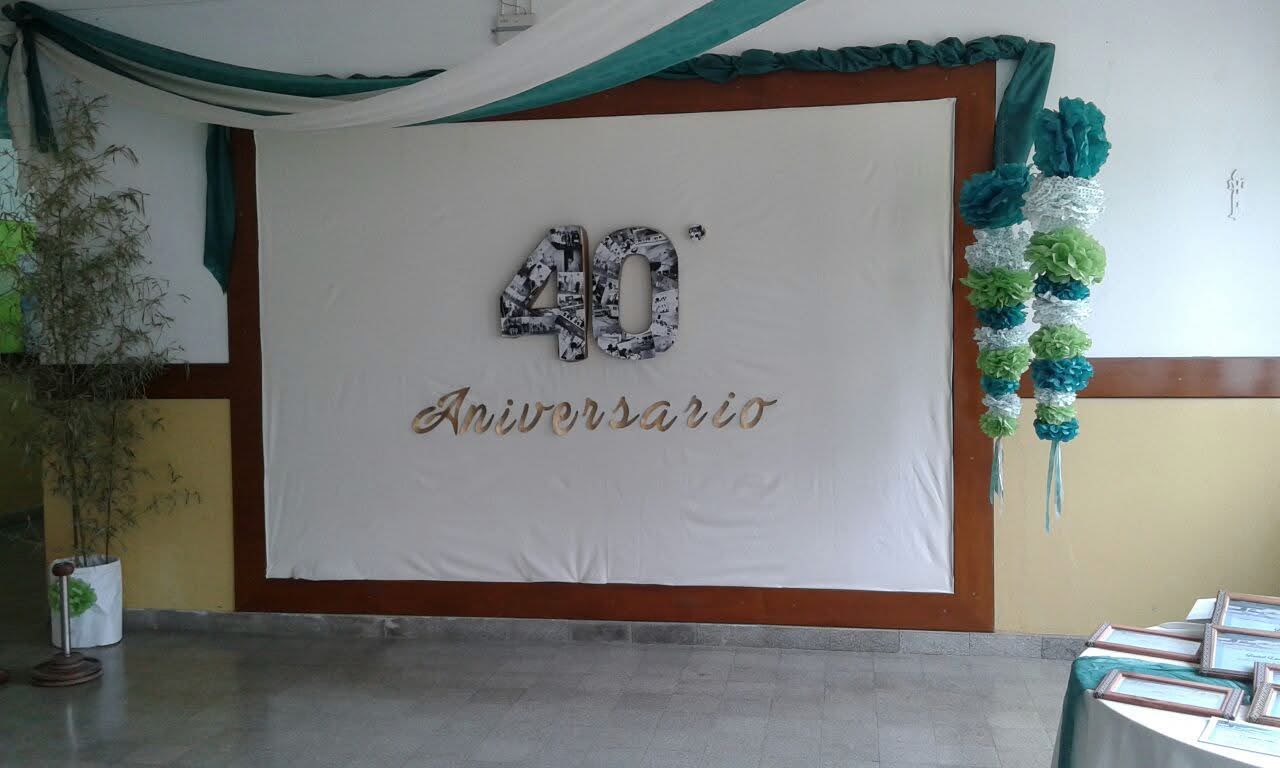 Escenario del aniversario escolar